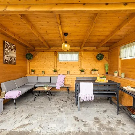 Sunbeam Chlapowo Self Check-in Altana Grill Parking